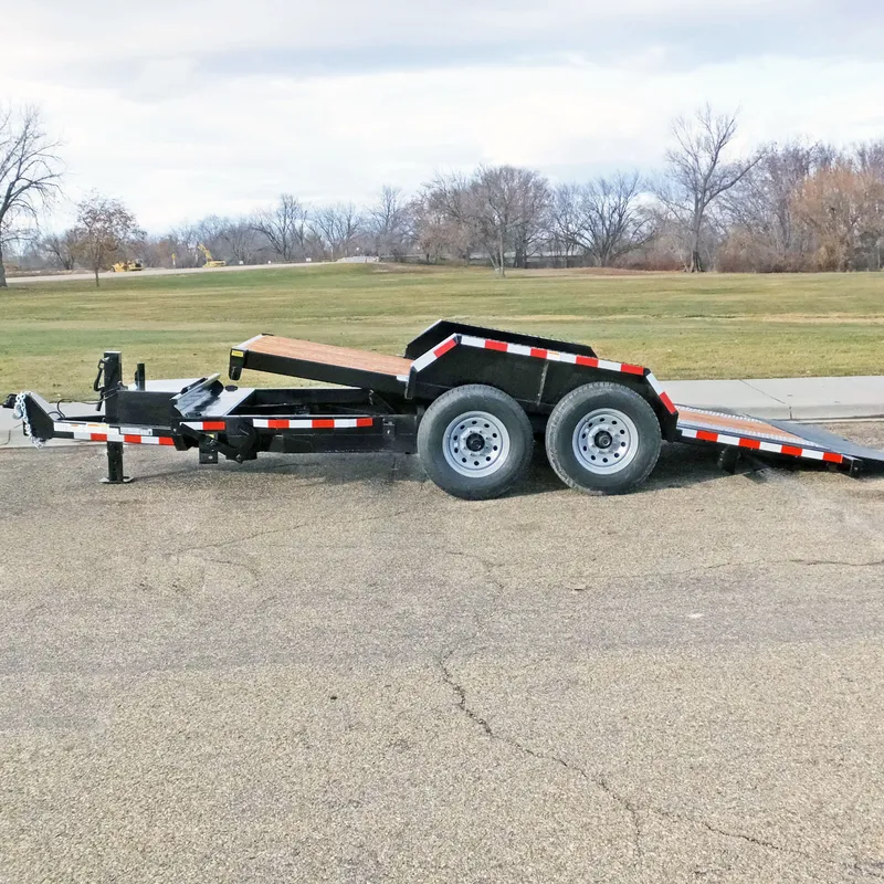 Snake River 17 ft low-deck tilt Flatbed Trailer